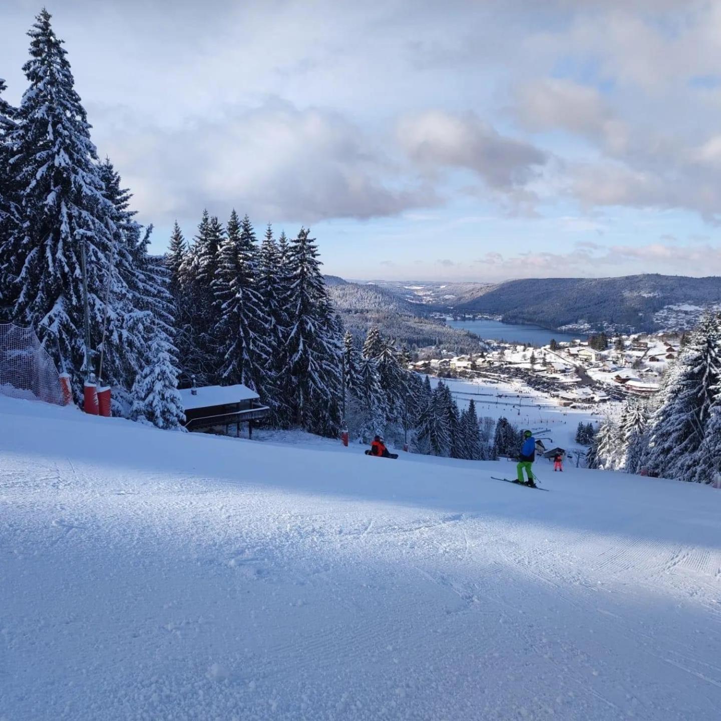 Апартаменты Le Petit Bonhomme De Neige Жерарме Экстерьер фото